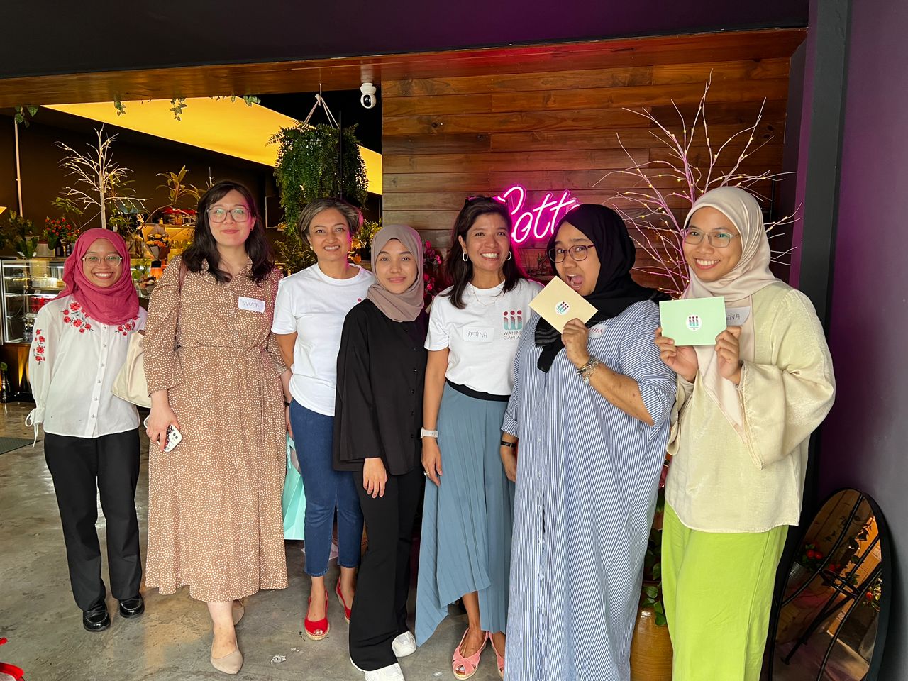 Wahine Community Members